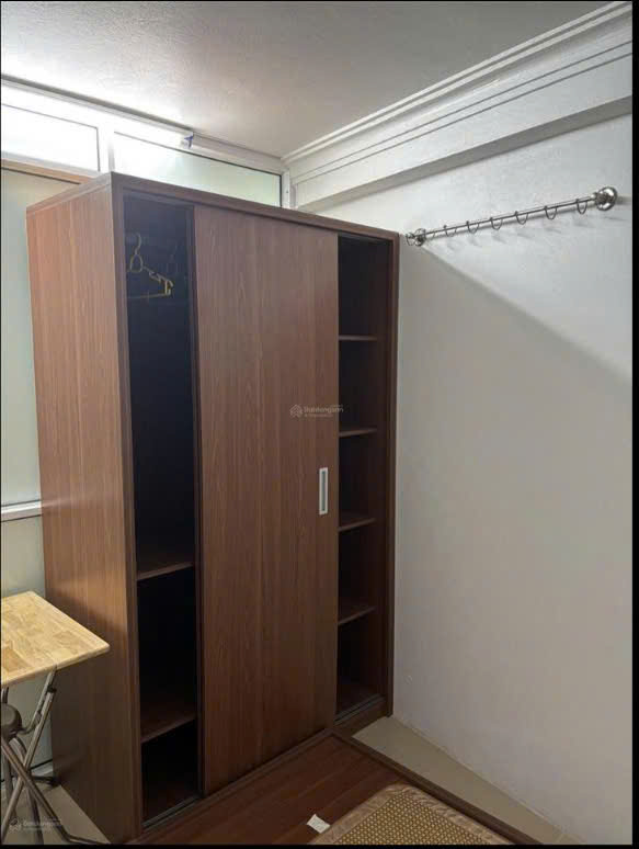 Cho thuê nhà ngõ 190 Lò Đúc, 3 tầng, 5 Triệu mới cứng ở gđ, nhóm nữ ít người 4.5 Triệu - Ảnh 2